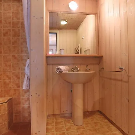 Milma * 斯科派洛斯