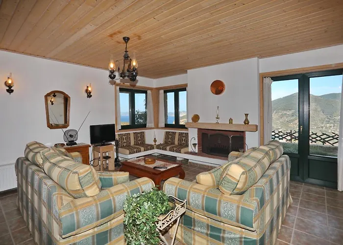 Milma * Skopelos Town